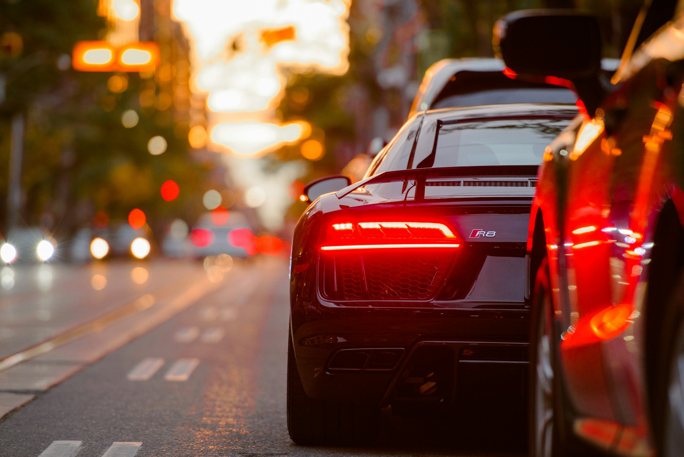 Automobile su strada